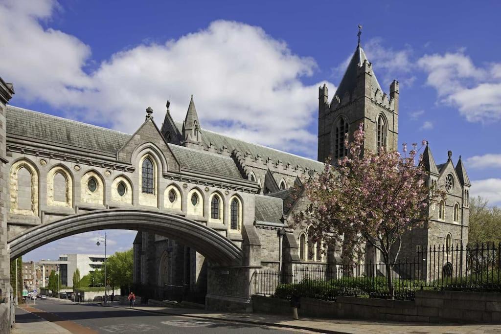 City Walk Apts Dublin Buitenkant foto