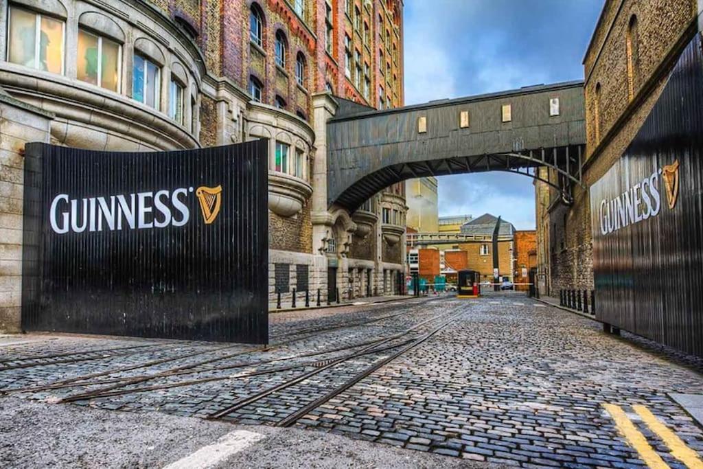 City Walk Apts Dublin Buitenkant foto